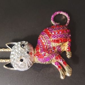 NWT CRYSTAL CAT NECKLACE BY BETSEY JOHNSON